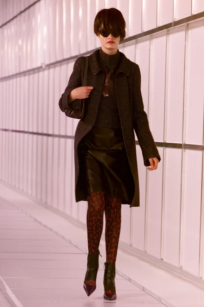 Look 48